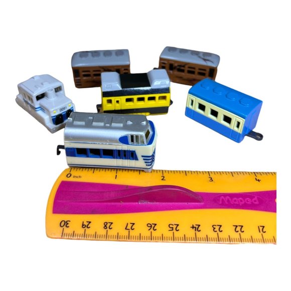 Lot of 6 Tomy Miniature Plarail Capsule Intermediate Express Coaches 2" x 1" - Picture 11 of 11